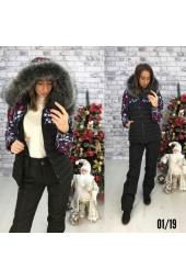 Женский зимний утепленный костюм с брюками на лямках цветы с холлофайбером (арт.01-556) Женский зимний утепленный костюм с брюками на лямках цветы с холлофайбером (арт.01-556)